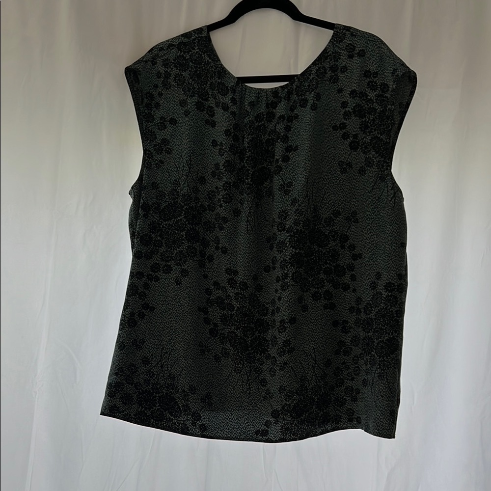 Ann Taylor Factory Sleeveless Boxy Blouse